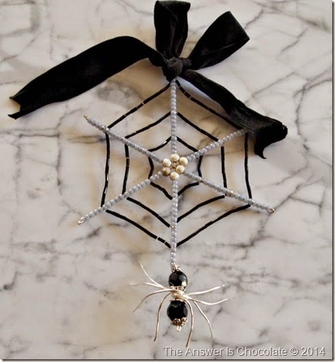 http://www.answerischoco.com/2014/10/halloween-beaded-spider-web.html